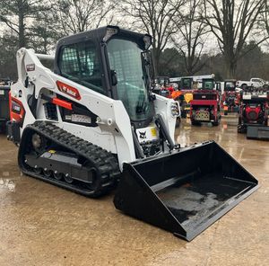 Chargeuse compacte sur pneus Bobcat T870 2022 avec moteur diesel Yanmar, PLC, haute efficacité opérationnelle, moteur, boîte de vitesses, roulement et pompe - Product Image 1