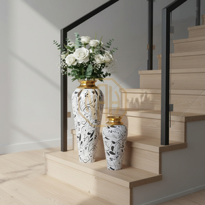 Jarrón de Flores de Hierro Blanco Premium, Elegante Decoración de Lujo para Hogar, Oficina u Hotel, Diseño de Jarrón de Pie con Cuello Repujado y Baño de Oro - Product Image 4