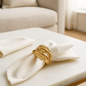 Ensemble de ronds de serviette en or de luxe modernes décor de table en métal élégant salle à manger mariage hôtel porte-serviettes de créateur fait à la main stocké - Product Image 1