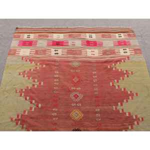 Alfombra Kilim Vintage de 4.6x6.6 pies, Alfombra Turca Roja con Estampado Animal de Lana - Product Image 4