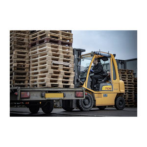 Chariot élévateur électrique de 1,5 à 3,5 tonnes de capacité, chariot gerbeur hydraulique avec batterie au plomb-acide, pneus pleins et déplaceur latéral hydraulique - Product Image 3