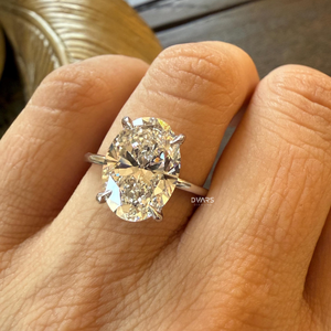 Elegante anillo de diamante cultivado en laboratorio de corte ovalado, joyería Premium para mujer, diseño de regalo de lujo ético duradero y sostenible - Product Image 4