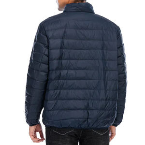 Chaqueta acolchada Unisex de alta calidad para exteriores con capucha de manga larga Tela de punto ligero Cremallera impermeable Precio razonable para el invierno - Product Image 3