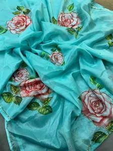 คอลเลกชั่นส่าหรีลายดอกไม้ดีไซน์ล่าสุดผ้าแบแบบนิ่มและงานมือมุกสำหรับงานปาร์ตี้และงานเทศกาล - Product Image 3