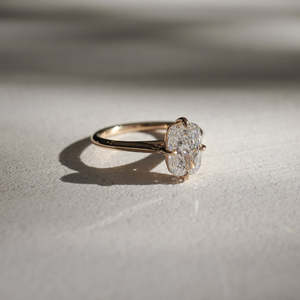 Bague de fiançailles en diamant de laboratoire Certifiée IGI Bague en diamant de laboratoire taillé sur coussin 2.0 Ct Bride de mariage Solitaire Bague en diamant CVD - Product Image 4