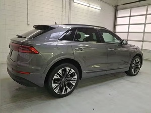 Audi Q8 Premium Plus 55 TFSI quattro 2025, Impresionante SUV Usado - Product Image 5