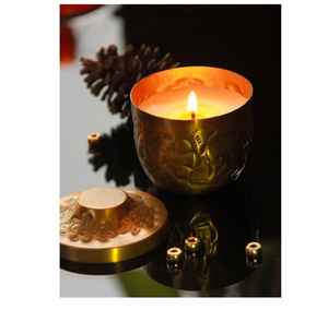 Velas de Soja Personalizadas de Bajo Volumen con Aroma, Tapa de Metal Reutilizable, Hechas a Mano, Marca Privada para Uso Doméstico y Festivo - Product Image 1