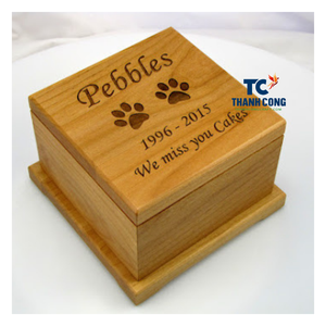 Urna de madera hecha a mano de alta calidad para cenizas de mascotas, proveedor OEM de Vietnam, caja de recuerdo de regalo conmemorativo para la pérdida de mascotas - Product Image 1