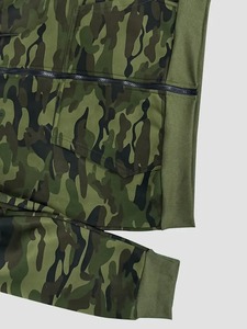 Ensemble de survêtement pour hommes avec motif camouflage personnalisé 100% coton, pantalon de jogging confortable et élégant pour adultes - Product Image 3
