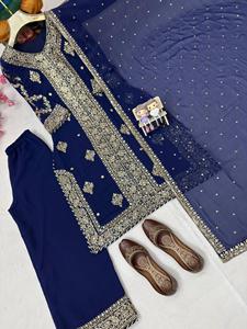 Conjunto de diseñador con hermoso bordado de lentejuelas y zari, top con encaje elegante, pantalones palazzo y dupatta, completamente cosido y listo para usar. - Product Image 4