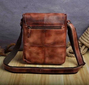 กระเป๋าหนังแท้ทรงสะพายข้างแบบยูนิเซ็กซ์  หนัง Crazy Horse  ทนทาน  ลายเรขาคณิต  โลโก้สั่งทำได้  ปรับขนาดได้ - Product Image 3