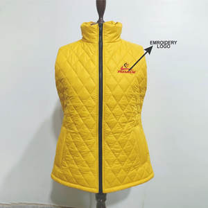 Gilet matelassé chauffant sans manches personnalisé OEM pour homme, veste solide d'extérieur avec capuche, noir, aspect brillant - Product Image 1