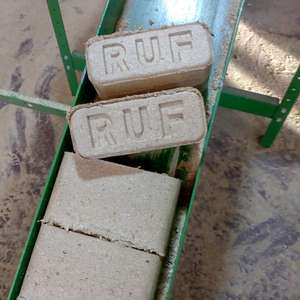 Briquetas de Roble RUF de Alta Calidad, Compre a Bajo Precio con Alto Valor Calorífico y Larga Duración de Combustión, Producto Relacionado con la Energía - Product Image 4