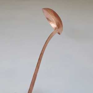 Cuillère de luxe artisanale en cuivre pur avec long manche pour accessoires de cuisine et de table à prix abordable par CRAFT ZONE EXPORT - Product Image 5