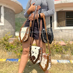 กระเป๋าสะพายข้างหนังวัวแท้มีสายสะพายข้างสไตล์ตะวันตก - Product Image 6