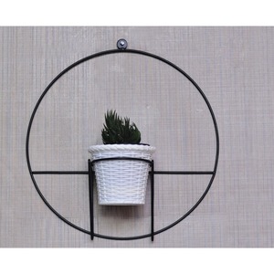 Las macetas de metal circular elevan su espacio con diseños de moda macetas colgantes para balcón sala de estar - Product Image 1