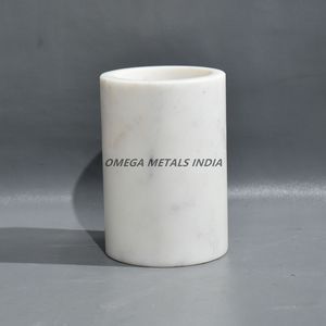 Enfriador de vino de mármol blanco natural hecho a mano y cubo de hielo elegante enfriador de bebidas para vino perfecto para el hogar y las fiestas - Product Image 1