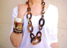 Nuevo diseño de joyería de moda femenina collar declaración de cuerno Real Pandent moda cuello oreja joyería esmalte resina joyería de moda - Product Image 3