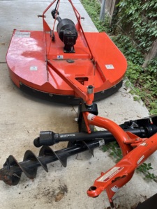 Tracteurs à roues Kubota 2023 d'occasion 30 CV et 120 CV, et tracteurs à chenilles avec composants essentiels (moteur, boîte de vitesses, pompe, roulement) pour les exploitations agricoles - Product Image 5