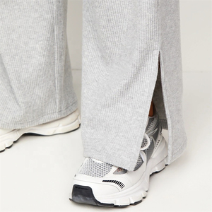 Pantalon de survêtement pour dames avec LOGO personnalisé Pantalon de survêtement pour femmes de couleur unie épaissie à taille haute, décontracté et ample - Product Image 3