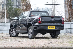 2023 Jiang Ling Ford Ranger รถปิคอัพ L4มือสองขนาด2.3T 258แรงม้ารถดีเซล4x4