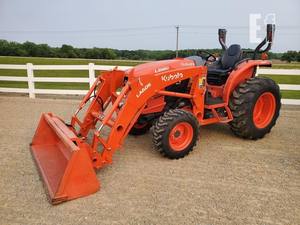 Kubota L3560 4WD Mini Tractor Nuevo Tractor de Rueda Diesel con Motor 180hp Bomba Automática y Caja de Cambios para Uso Agrícola - Product Image 6