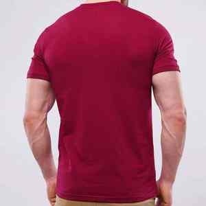 T-shirt de sport personnalisé en polyester à manches courtes, imprimé sans couture, séchage rapide, vêtements de basketball, de course à pied et d'entraînement pour hommes, compression - Product Image 4