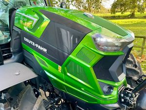 Tractor de ruedas Deutz Fahr 6230 TTV a la venta Eficiencia operativa superior con componentes básicos Cojinete Motor Bomba de engranajes Caja de cambios - Product Image 3