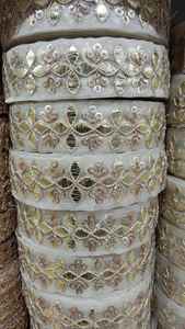 Cintas y cordones bordados a máquina en varios diseños y colores para vestidos de novia - Product Image 4