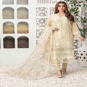 Ensemble Salwar Kameez semi-couture en viscose pour femme, style indien et pakistanais, avec broderie artisanale au design moderne – TAWAKKAL - Product Image 2