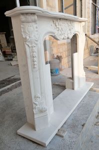 Chimenea de mármol blanco hecha a mano de primera calidad, elegante diseño de piedra de lujo para decoración elegante del hogar, Villa interior montada en la pared - Product Image 4