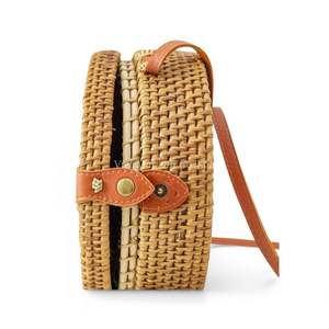 Decorative Rattan <b>Bag</b> with Mother of Pearl Design for Natural Fashion <b>Accessories</b> and Elegant Look - Product Image 3