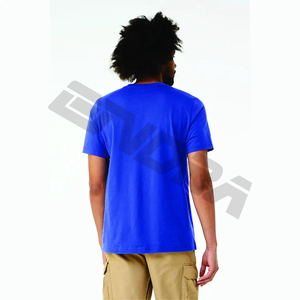 Eleve las grapas de su armario: ¡Experimente una calidad inigualable en Nuestras camisetas esenciales de cuello redondo! - Product Image 3