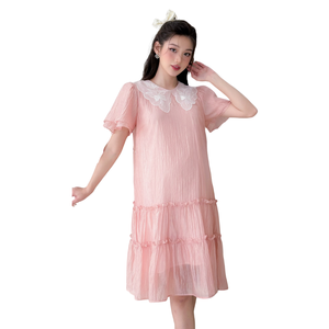 Vente en gros confortable robe de maternité rose à encolure en dentelle V1007 bon tissu extensible pour femmes enceintes - Product Image 1
