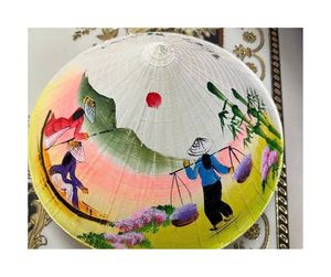 หมวกทรงกรวยเวียดนามทำมือจากเวียดนามออกแบบได้ตามต้องการพร้อมกรอบไม้ไผ่แบบดั้งเดิม - Product Image 1