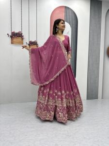 Mejor Venta De Rosa Suave Lehenga Choli-Ropa lista para usar para bodas y eventos para niñas y mujeres - Product Image 2