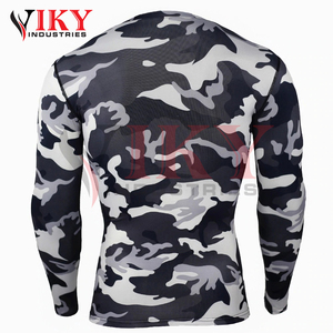 Rashguard de MMA y BJJ personalizado, último diseño, calidad para hombre, diseño sublimado, crea tu propio rashguard con impresión personalizada. - Product Image 2