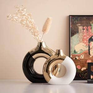 Vase en céramique à deux tons offre durabilité et résistance, un investissement décoratif durable pour les maisons et les bureaux - Product Image 3