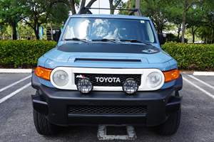 Toyota FJ Cruiser Trail Teams Ultimate Edition 2014 Usado (LHD/RHD) - Product Image 2