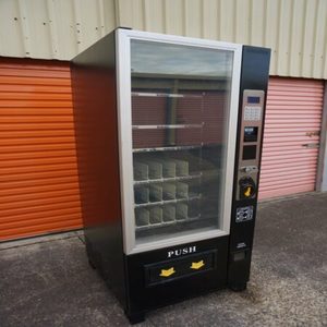 Commercial Vending Machine <b>with</b> Wi-Fi SDK POS System Integration Spraying Function For Sale - Product Image 1