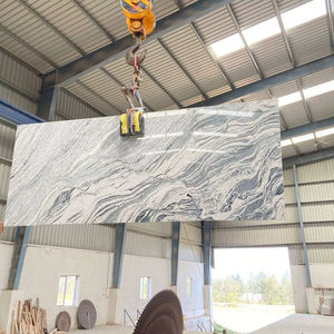 Le granit blanc Viscon est un granit indien de qualité supérieure, reconnu pour son élégant fond blanc avec des veines grises naturelles qui coulent. - Product Image 1