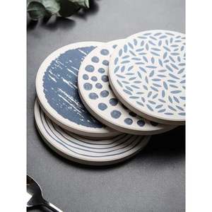 Posavasos de resina decorativos con diseños geométricos para una estética contemporánea y minimalista a muy buen precio - Product Image 1