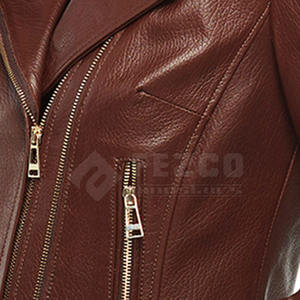 Chaqueta de mujer al por mayor hecha en fábrica, chaqueta de cuero suave de alta calidad hecha a medida para mujer - Product Image 5
