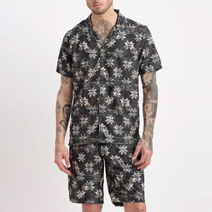 Conjunto de Camiseta y Pantalones Cortos Transpirables de Verano para Hombre, Estilo Urbano, Suministro Directo de Fábrica - Product Image 1