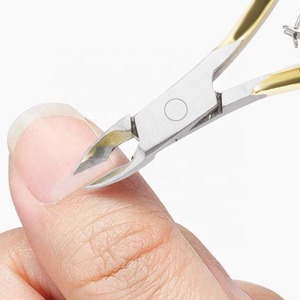 Outil de beauté professionnel pour enlever les peaux mortes des orteils et des doigts, en acier inoxydable doré, coupe-cuticules pour les soins des ongles, Pakistan - Product Image 2