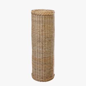 Socle rectangulaire et rond en osier tressé de style grec antique classique - Product Image 6