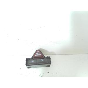 ปุ่มไฟเตือนอันตรายโอเปิ้ล คอร์ซา ดี 5 พี ซีรีส์ที่ 1 13189529(06>) - Product Image 3