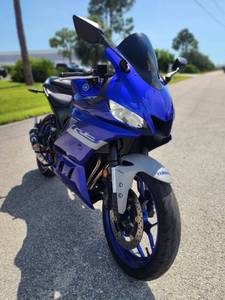 Moto Yamaha YZF-R3 d'occasion à bas prix, modèle 2020, à vendre - Product Image 2