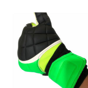 Vente en gros 100% Gants de gardien de but professionnels respirants Top Tendance Meilleurs gants d'entraînement de football en latex Cuir Utilisation extérieure - Product Image 5