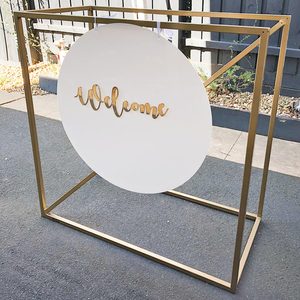 Soporte de Bienvenida Cuadrado de Metal Dorado de Calidad Lujosa, Autoadhesivo, para Decoración de Hoteles, Restaurantes y Bodas - Product Image 2